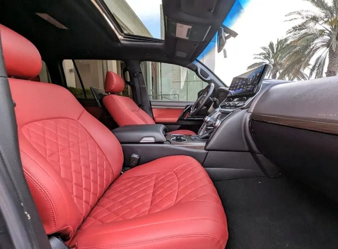 تويوتا لاند كروزر GXR Toyota landcruise 2013Model Facelifted 2025 4.0L V6 petrol Engine Colour Black push start Transm