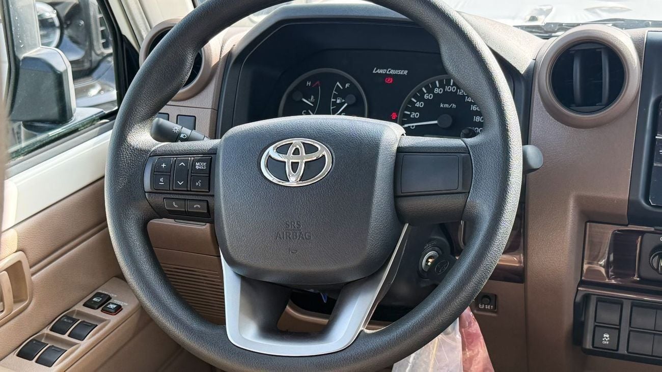 Toyota Land Cruiser Pick Up PICK-UP LC 79 DOUBLE CABIN 2.8L DIESEL - M/T - 2025