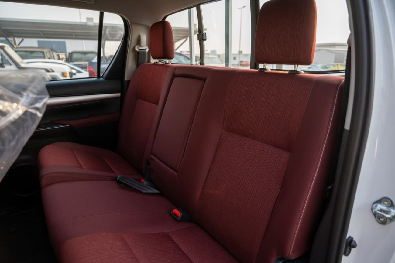 Toyota Hilux GLX S-G 2.7L MT 4WD DOUBLE CAB PICK UP