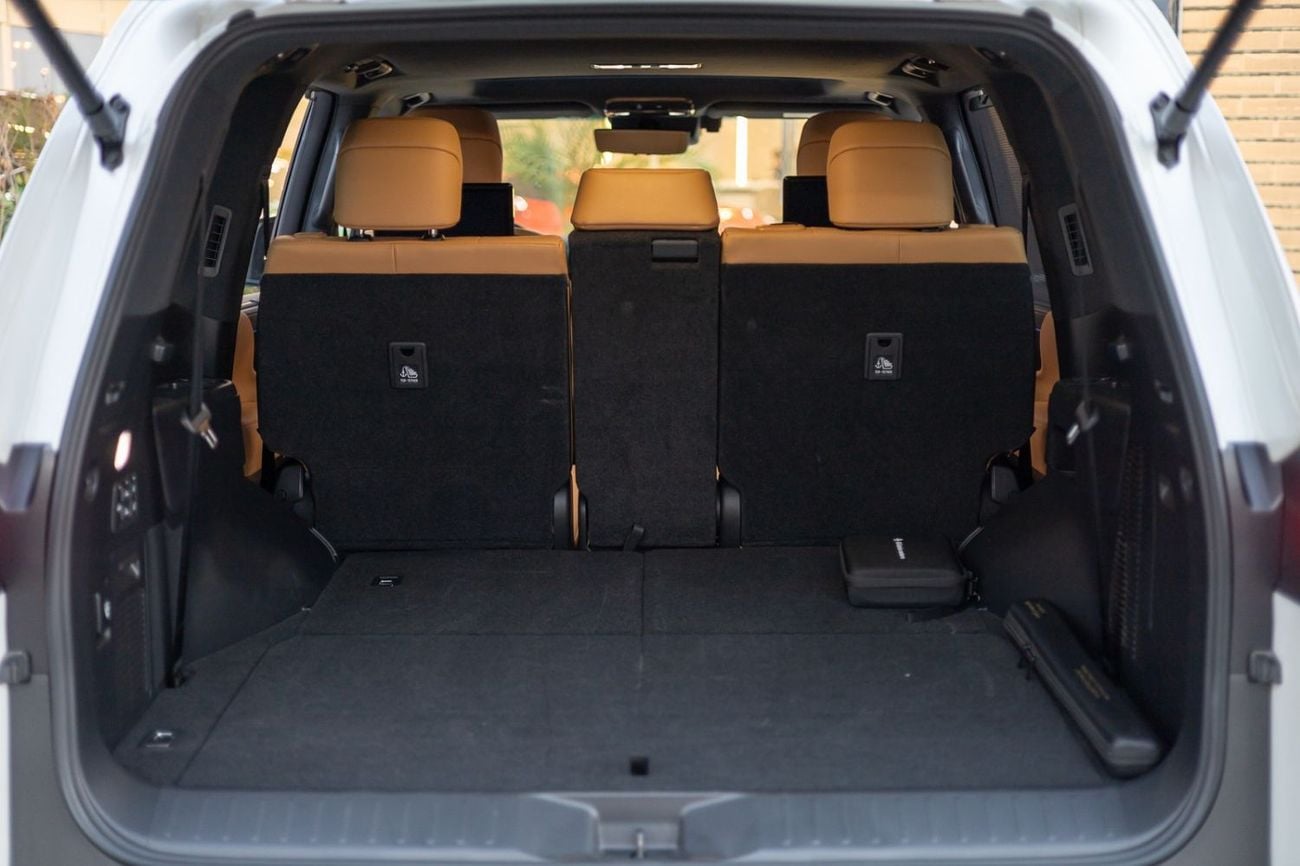 Lexus LX600 LX 600 Signature
