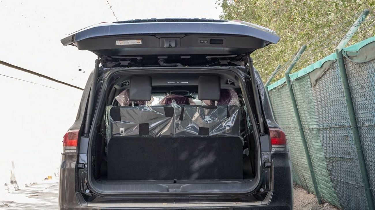 Toyota Land Cruiser VX 3.5L 2026 with memory seats