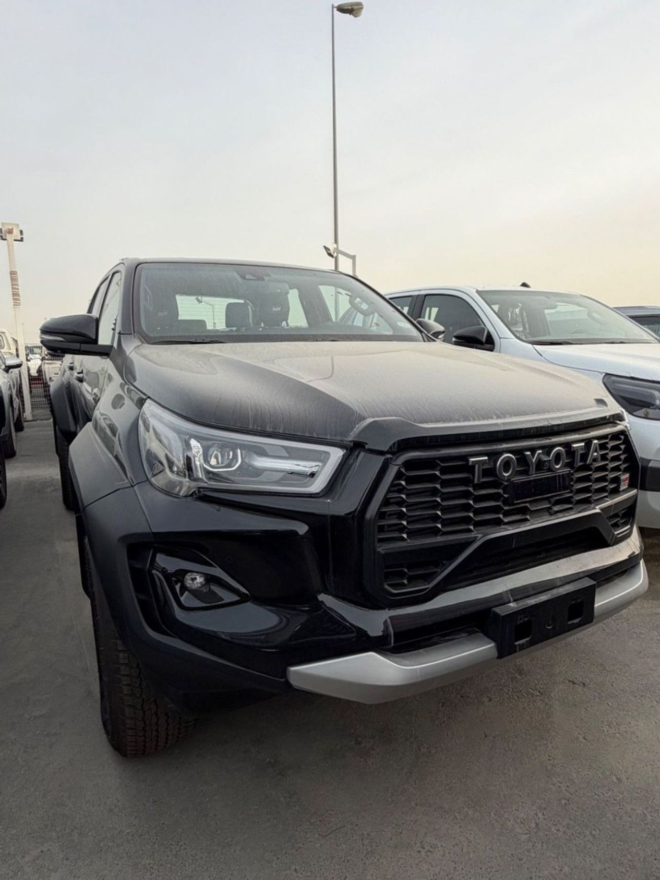 Toyota Hilux GR SPORT ADVENTURE