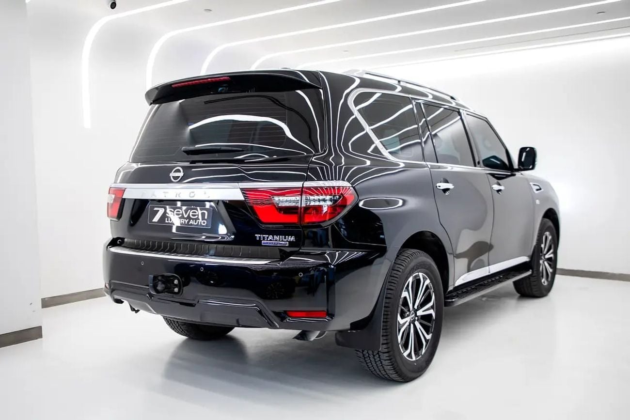 نيسان باترول LE TITANIUM TITANIUM | V8 | GCC | WARRANTY AND CUSTOMER SERVICE | EXCELLENT CONDITION