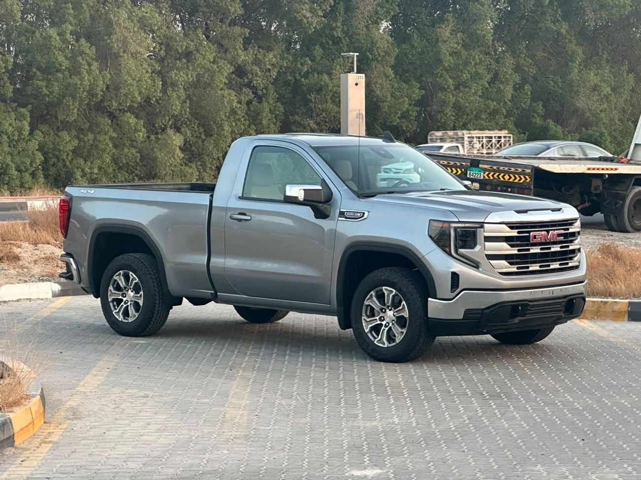 GMC Sierra 1500 REGULAR CAB SLE