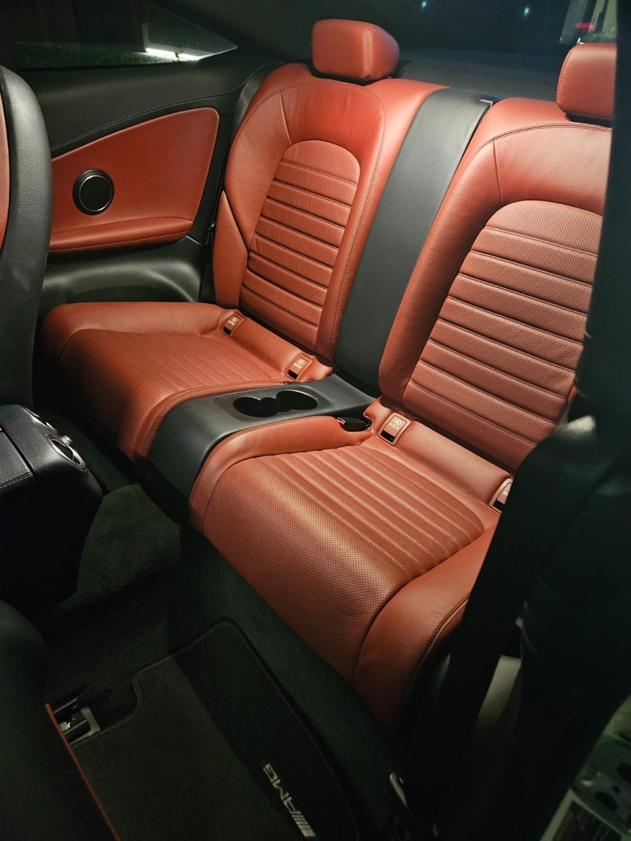مرسيدس بنز C 300 ستاندارد STANDARD