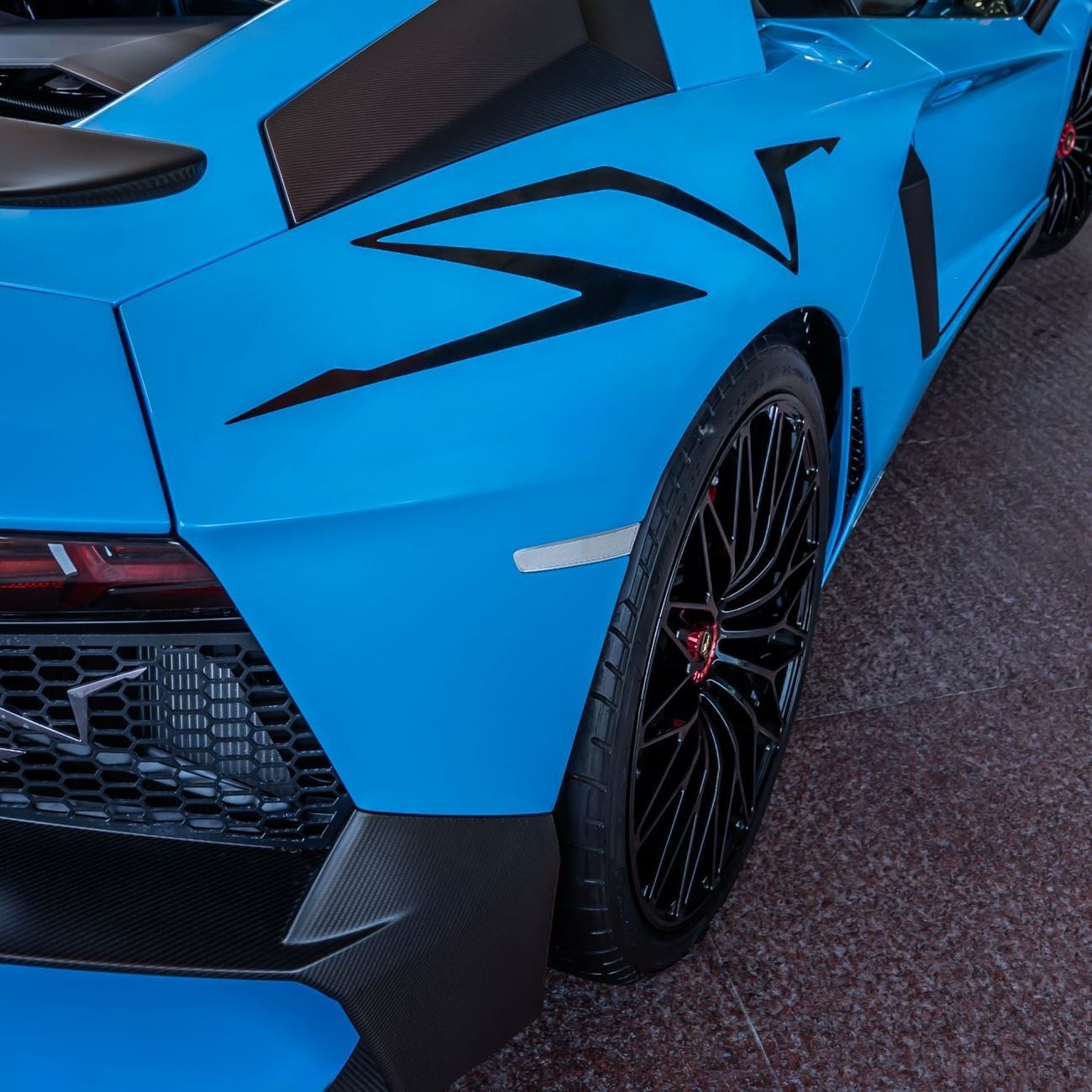 Lamborghini Aventador LP 750