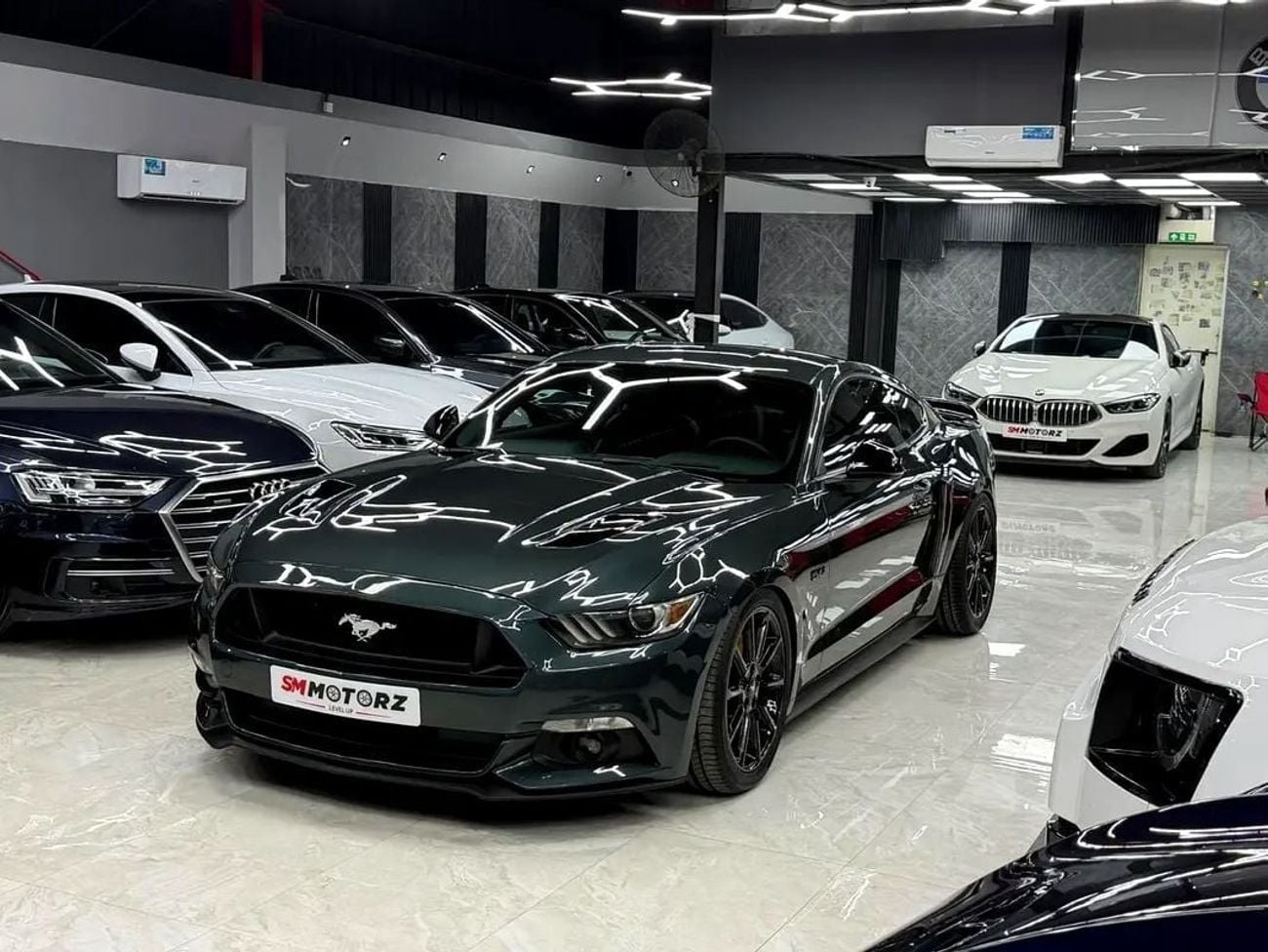 Ford Mustang GT PREMIUM