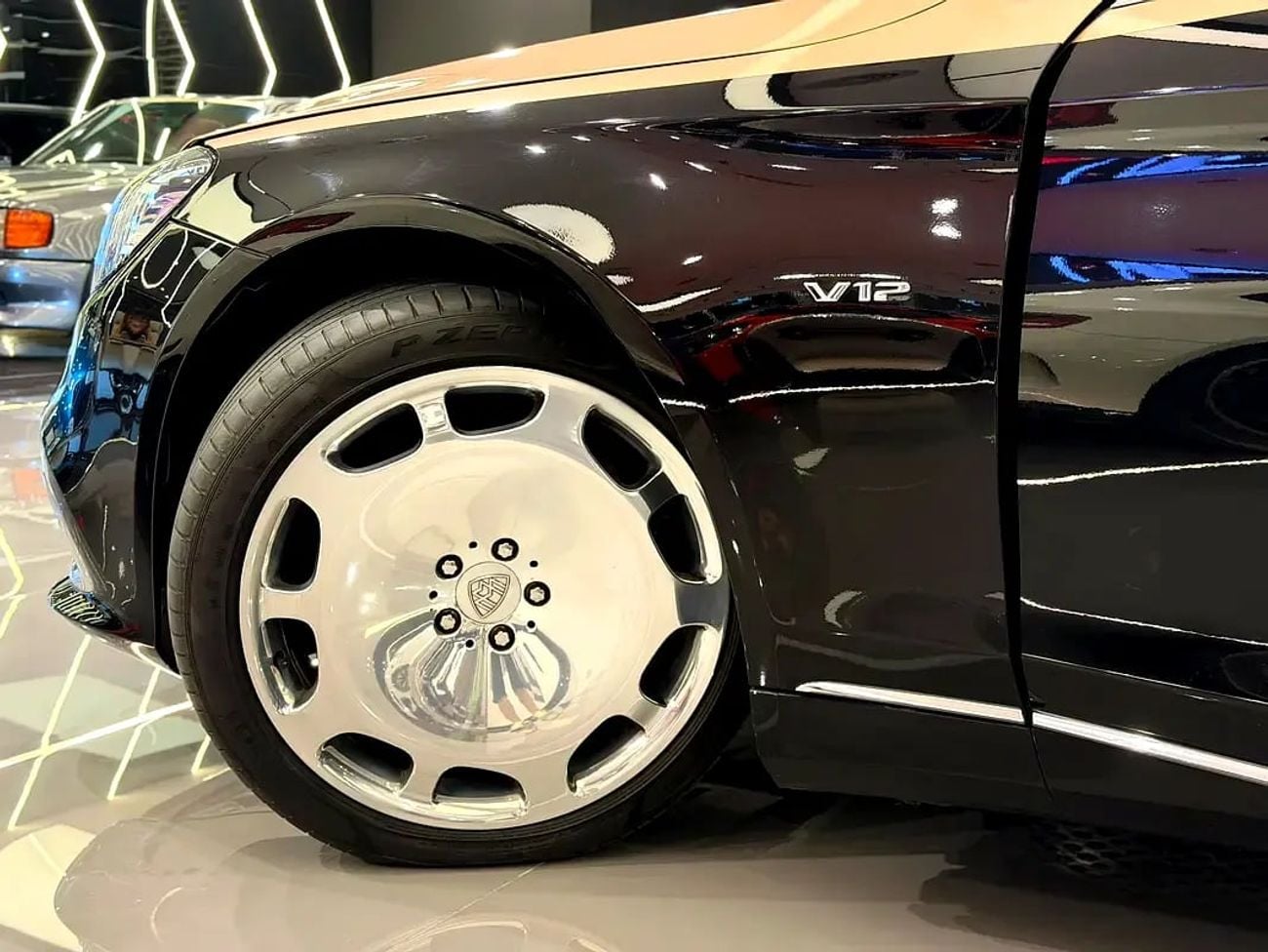 مرسيدس مايباخ s600 مايباخ S600 - Japanese Specs - Pristine Condition
