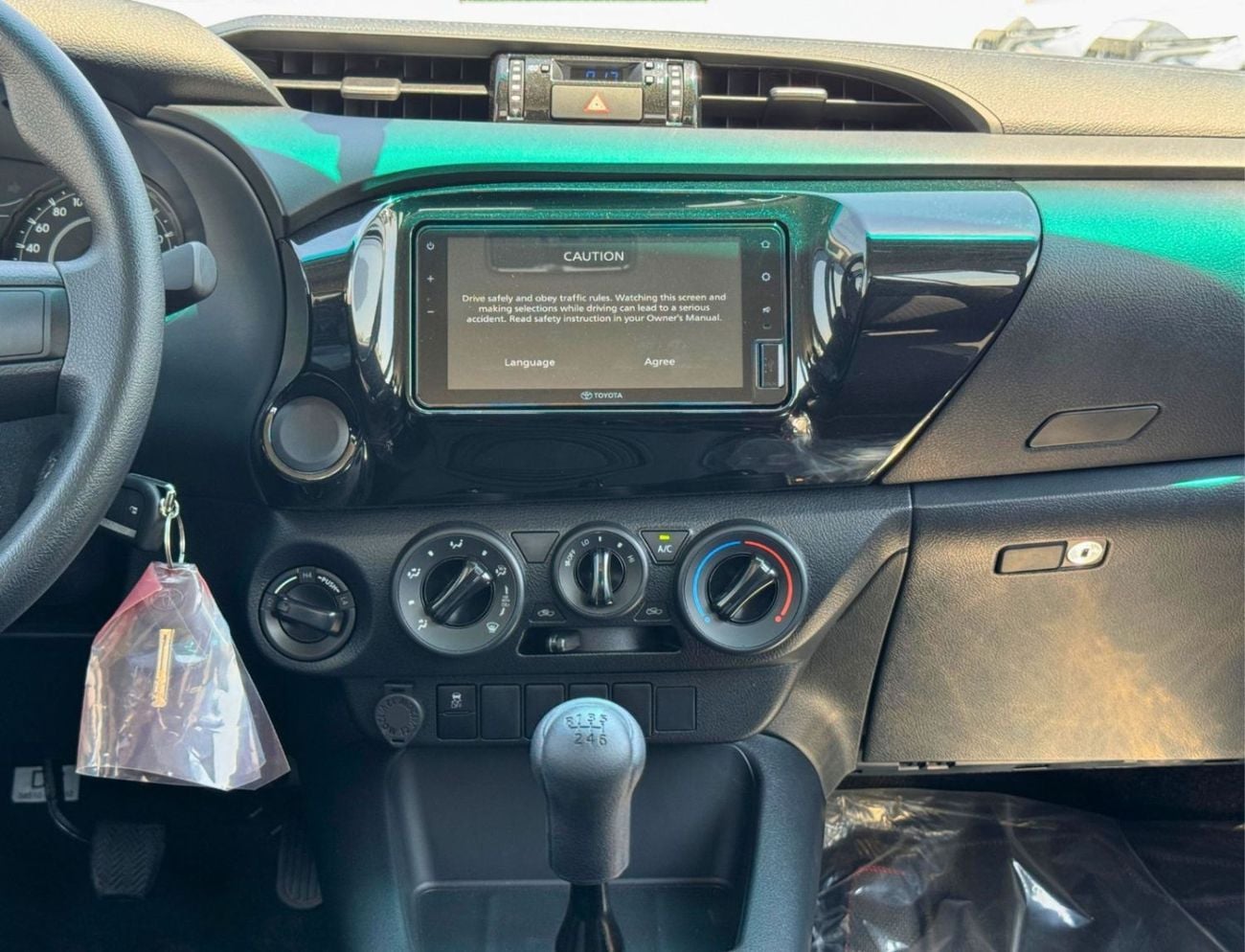 Toyota Hilux TOYOTA HILUX NARROW BODY || DOUBLE CABIN | BASIC 5SEATER | DIESEL 2.4L MT 4WD (CODE # HDB5B) GRAY 20