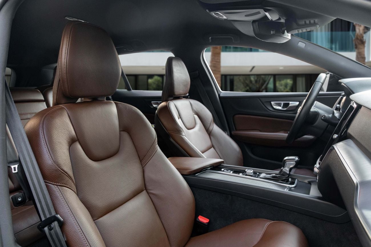 Volvo V60 Momentum V60 Momentum | 1,371 P.M | 0% Downpayment | Volvo History!