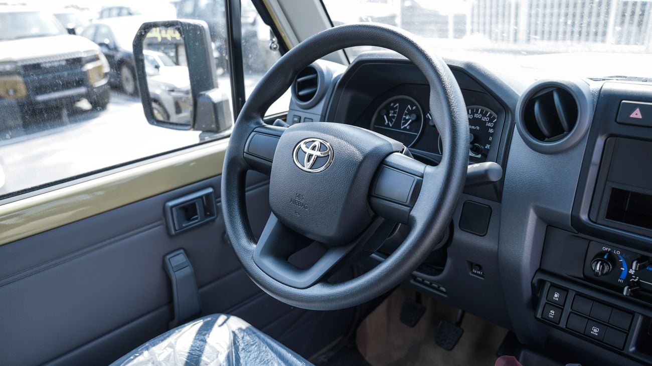 Toyota Land Cruiser 70