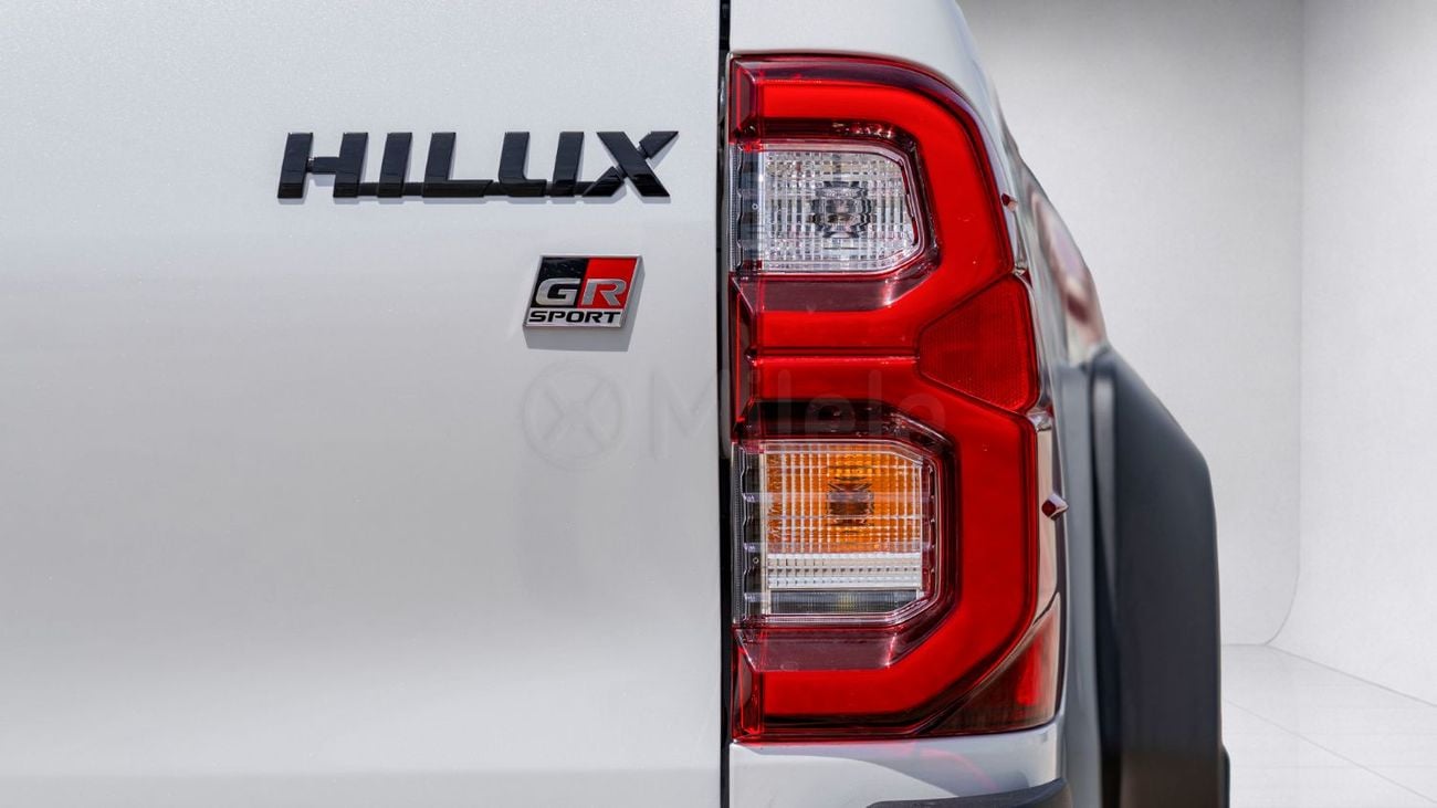 Toyota Hilux GR SPORT