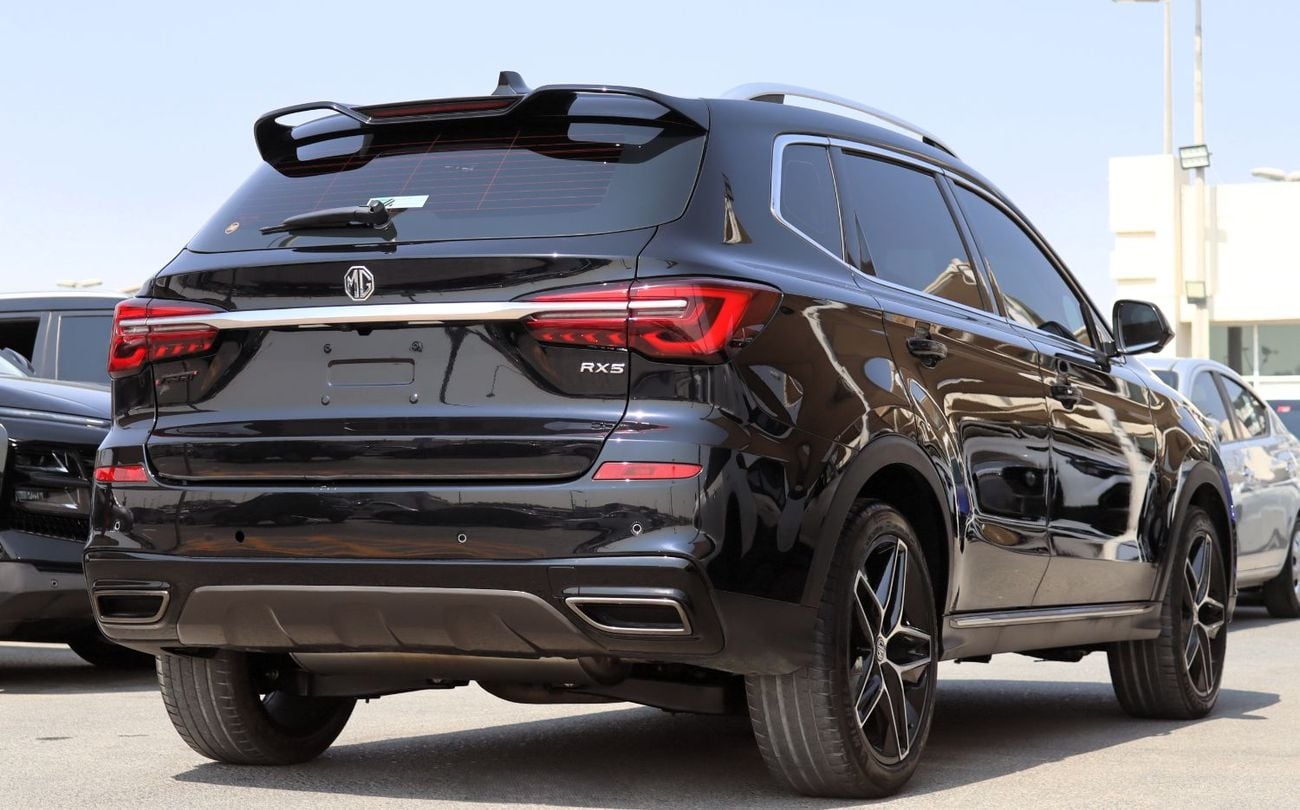 أم جي RX5 LUXURY خالية من الحوادث - خليجية - كاملة المواصفات - حالة ممتازة من الداخل والخارج
