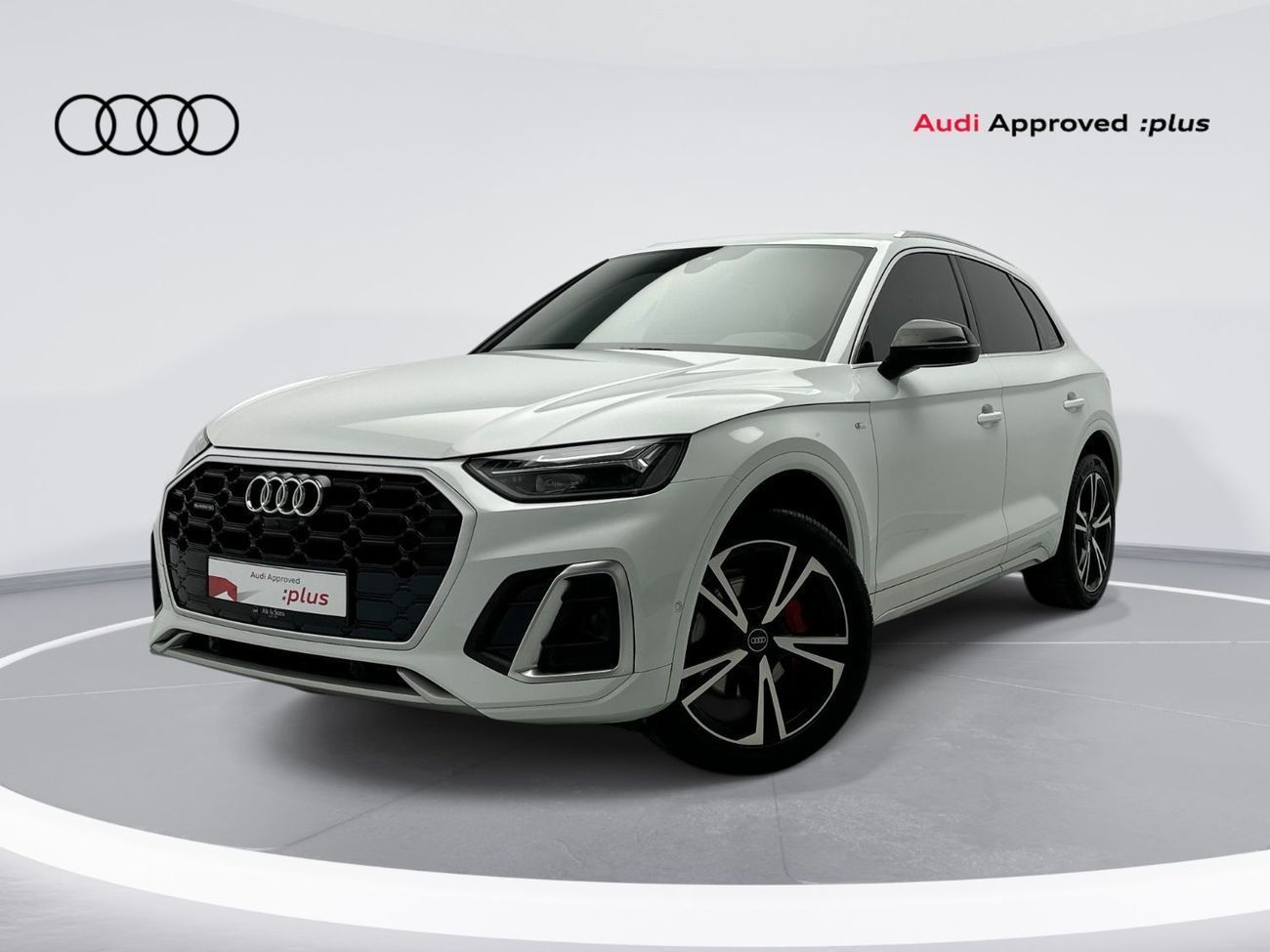 أودي Q5 45 TFSI S-LINE quattro 249hp (Ref# 82123)