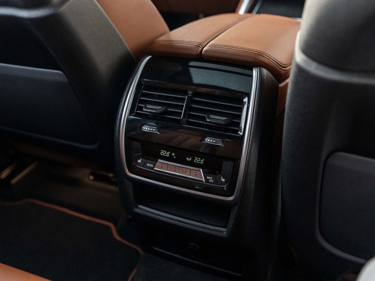 BMW X6 M60i BMW X6 M60 2024 GCC specs