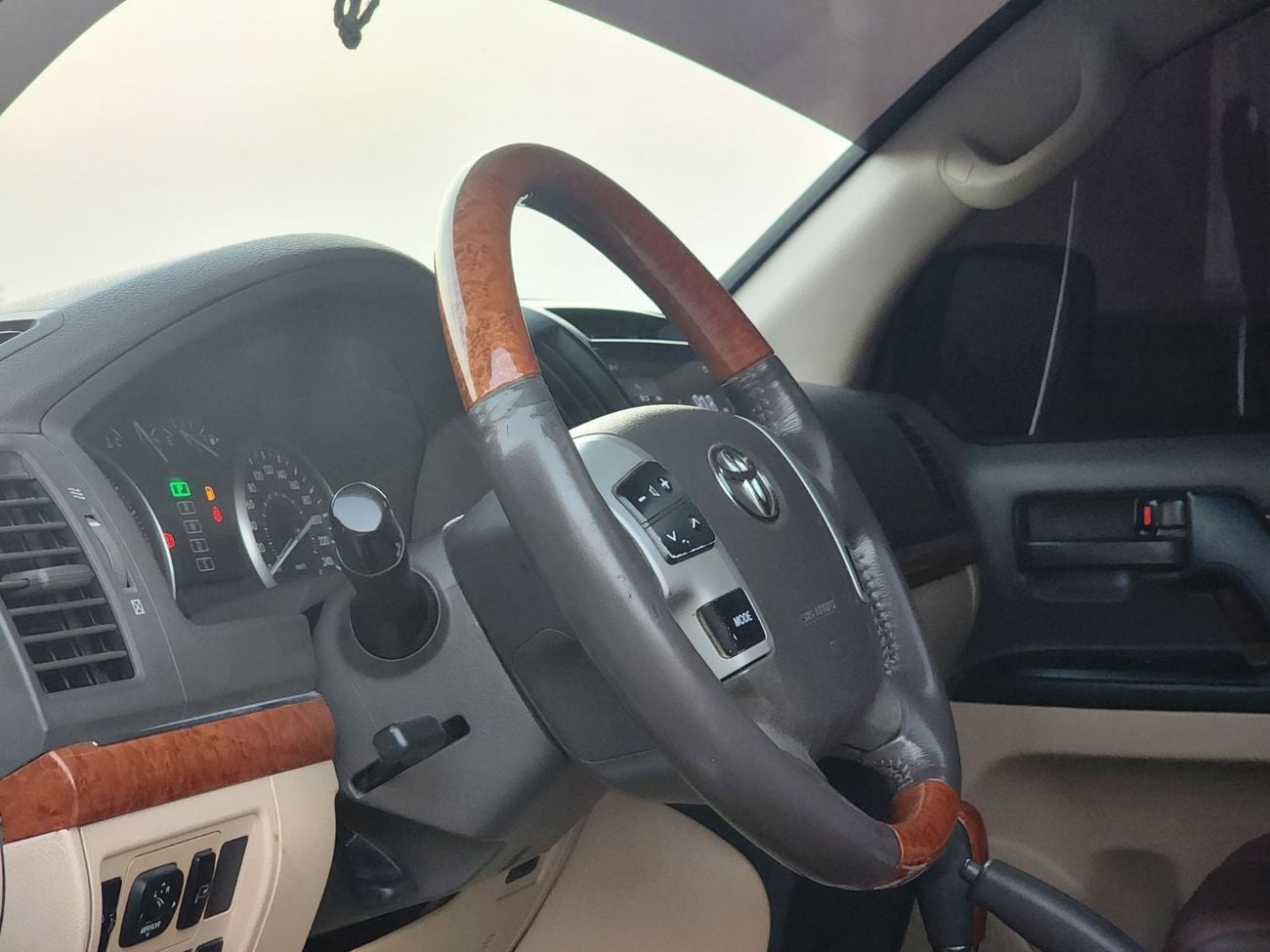 Toyota Land Cruiser GXR