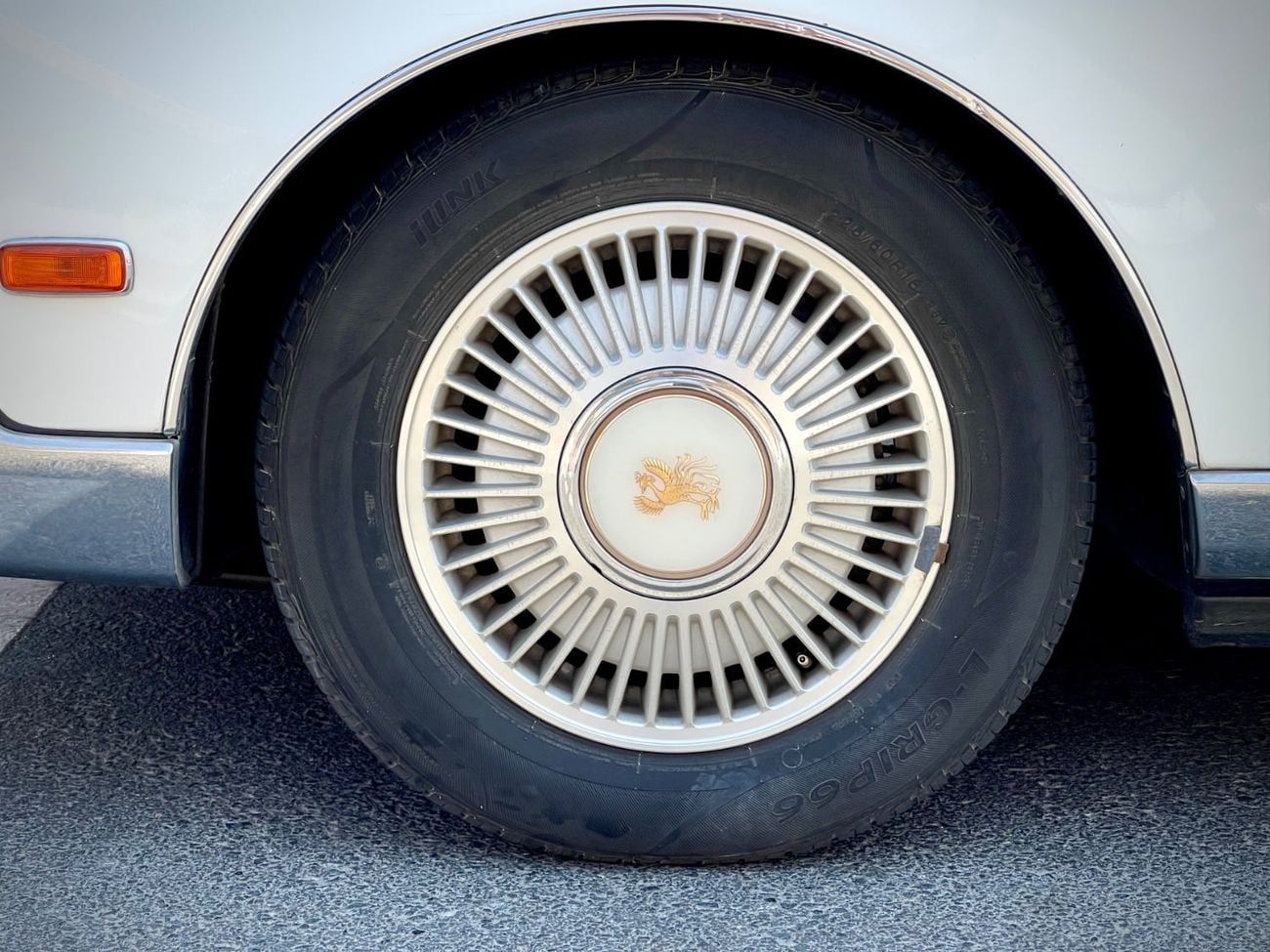 Toyota Century STANDARD 5.0l V12