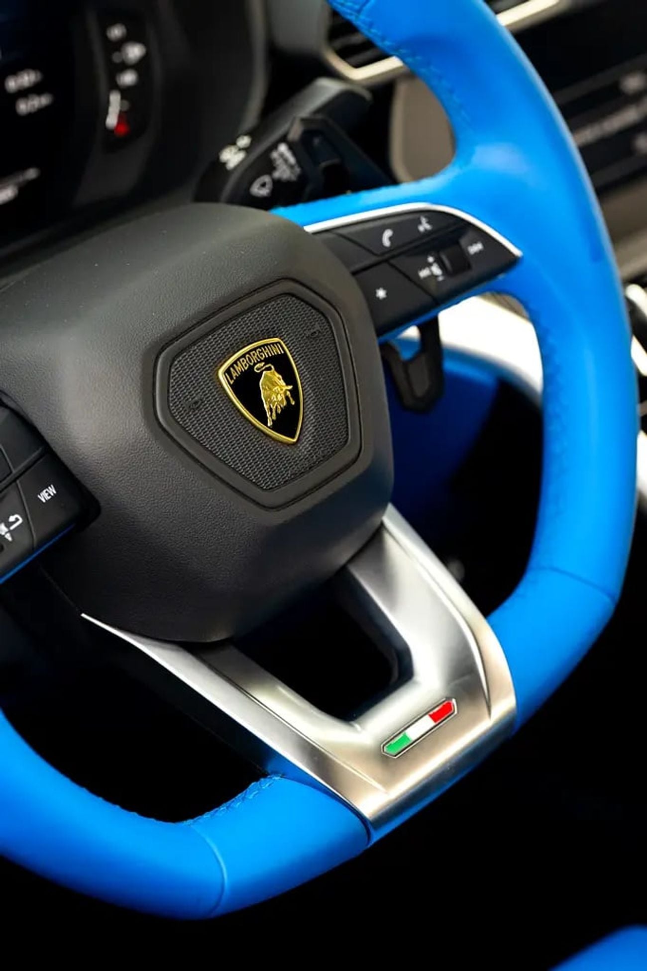 Lamborghini Urus STANDARD Japanese Specs | Power Craft Exhaust | Carbon Upgrades