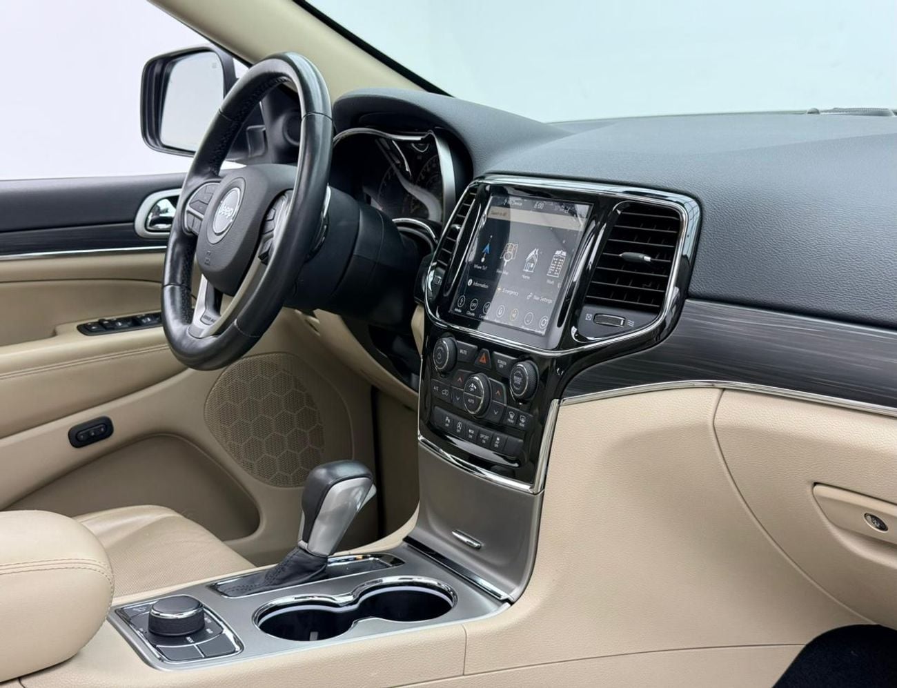 Jeep Grand Cherokee LIMITED 2021 Jeep Grand Cherokee Limited, Warranty, Full Jeep Service History, Fully Loaded, GCC