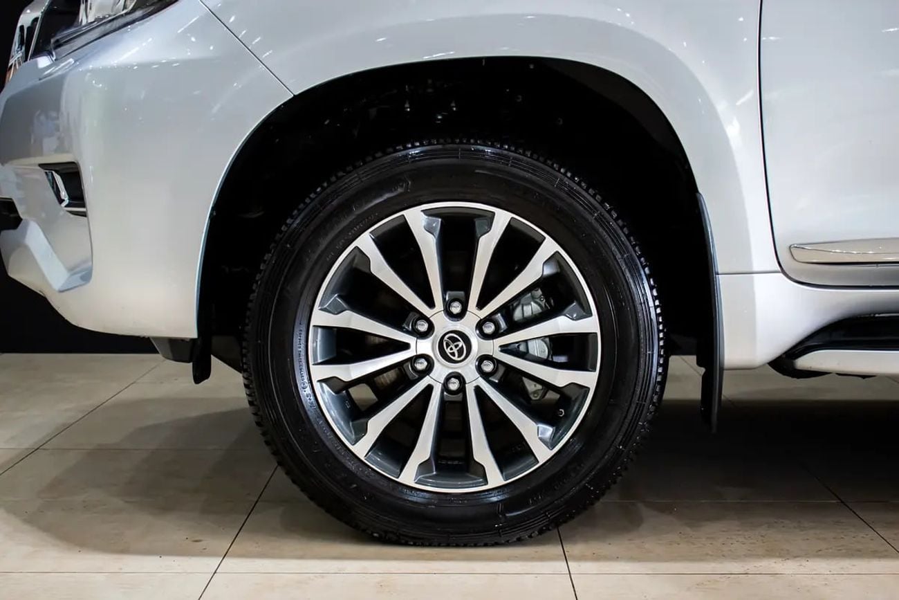 Toyota Prado LIMITED GCC Specs ll 0km ll V6