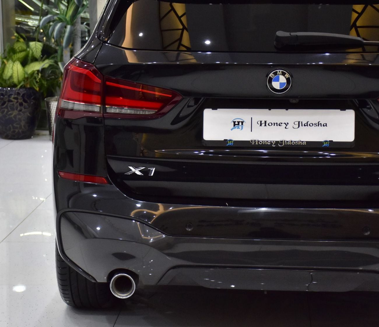 BMW X1 . EXCELLENT DEAL for our BMW X1 M-Kit xDrive18d ( 2021 Model ) in Black Color European Specs