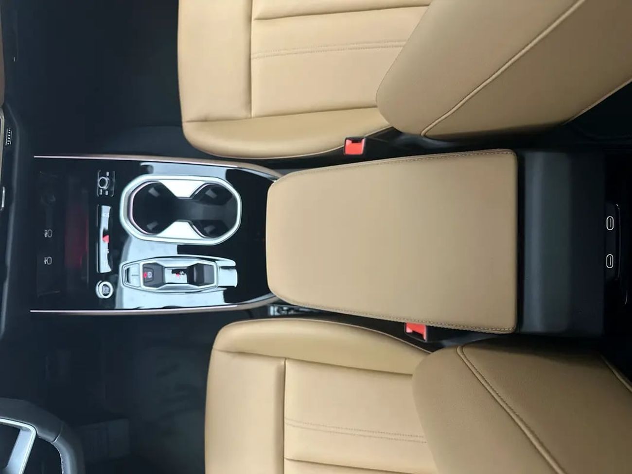 أودي A6 Sedan TFSI 204hp (Ref# 15001)