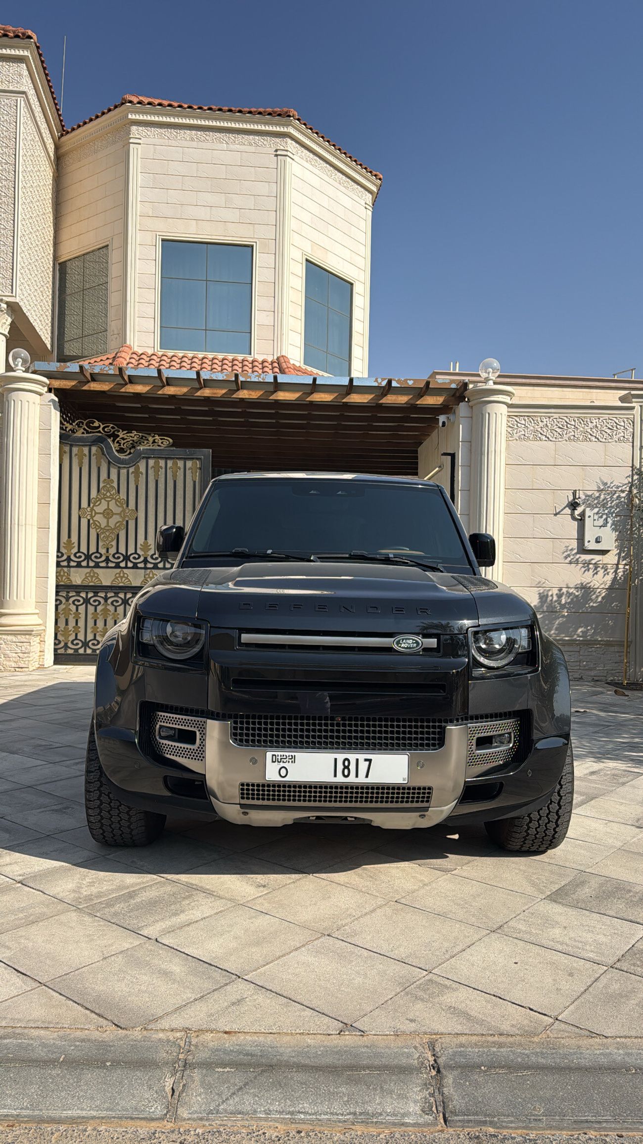 لاند روفر ديفندر 110 X P400
