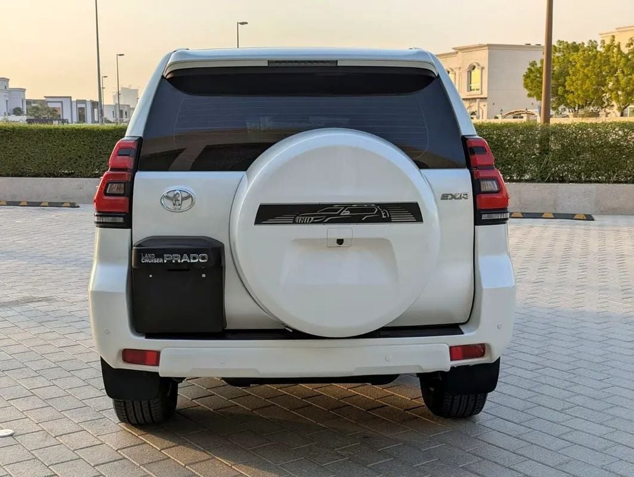 Toyota Land Cruiser EXR | V6 4.0L | 47,000 KM | Excellent Condition