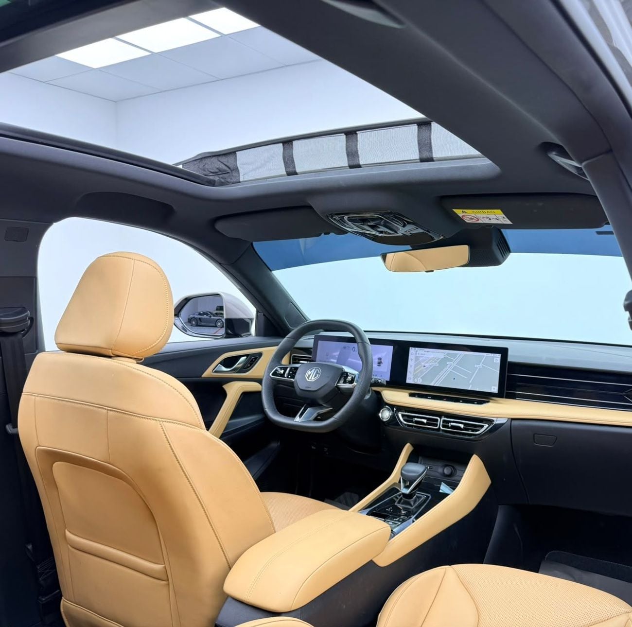 MG HS LUXURY 2025 MG HS Deluxe, Warranty, Full Service History, Fully Loaded, Excellent Condition, GCC