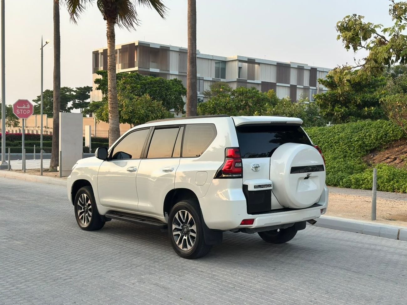 Toyota Land Cruiser GXR