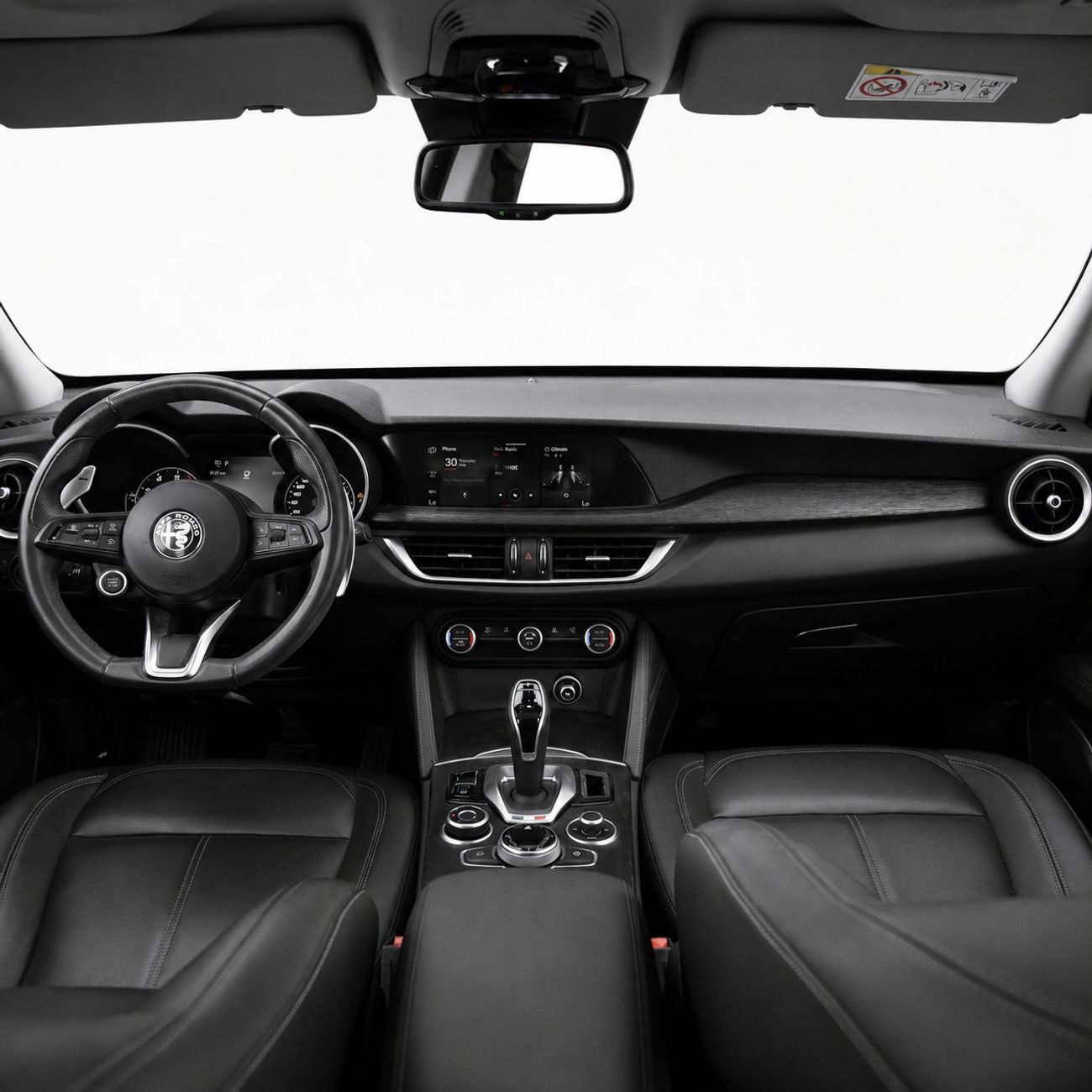Alfa Romeo Stelvio SUPER AED 1,244 P.M • 0% Downpayment • Alfa Romeo Stelvio Super • 1 Year Warranty