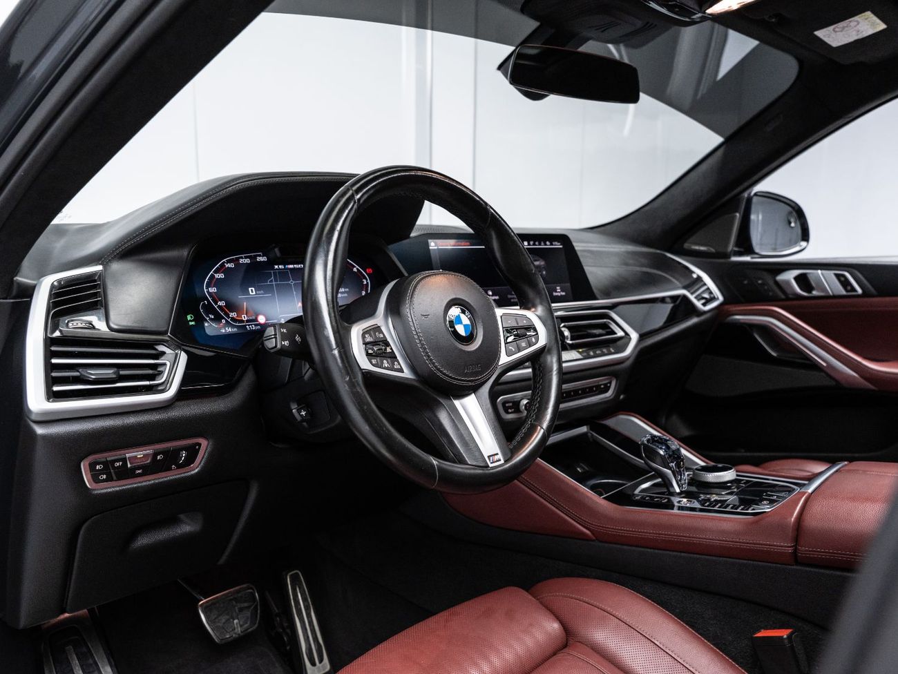 بي أم دبليو X6 XDRIVE M50i BUY NOW, PAY 2027 | THE BLACKLINE STANDARD | 12 Month Blackline Warranty, GCC
