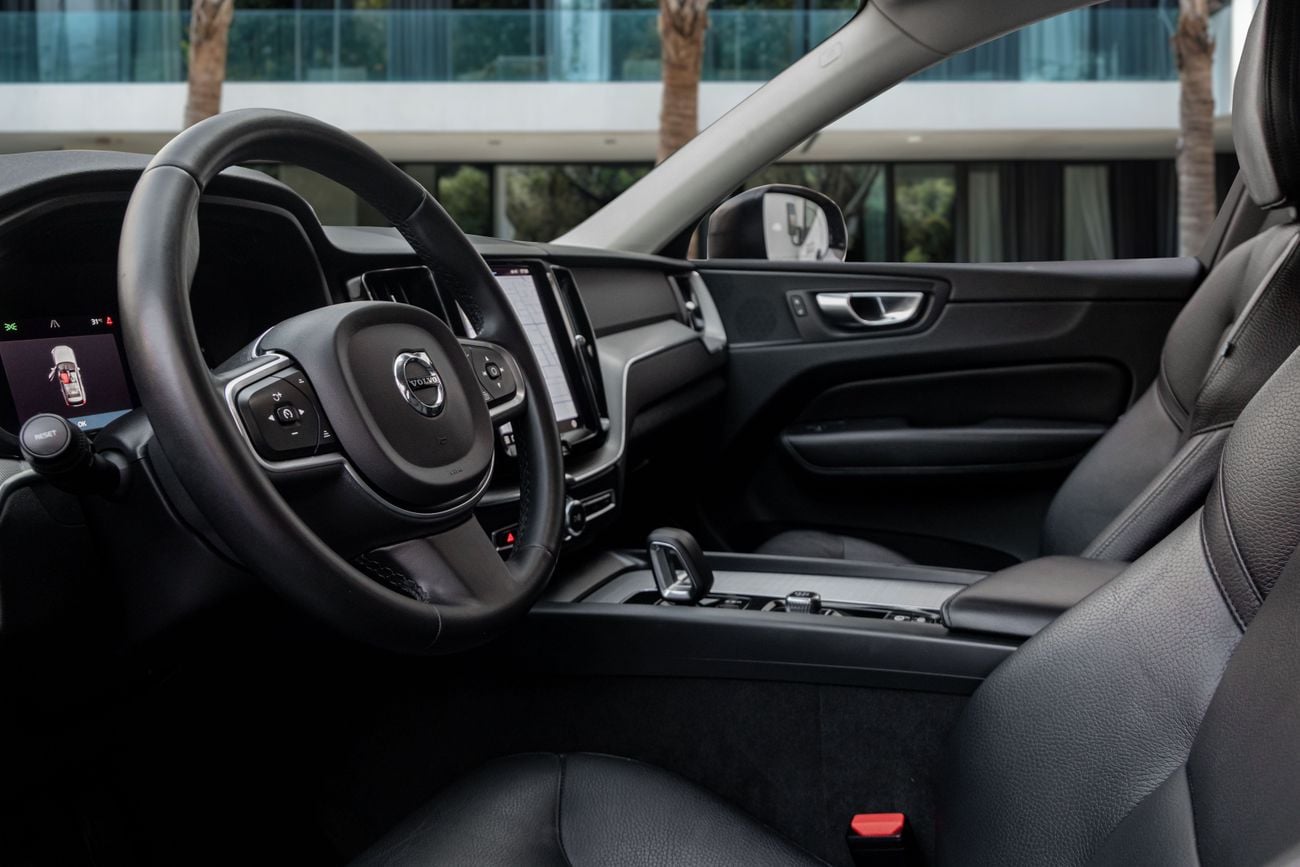 Volvo XC60 CORE XC60 CORE | 1,812 P.M | 0% Downpayment | Volvo Warranty