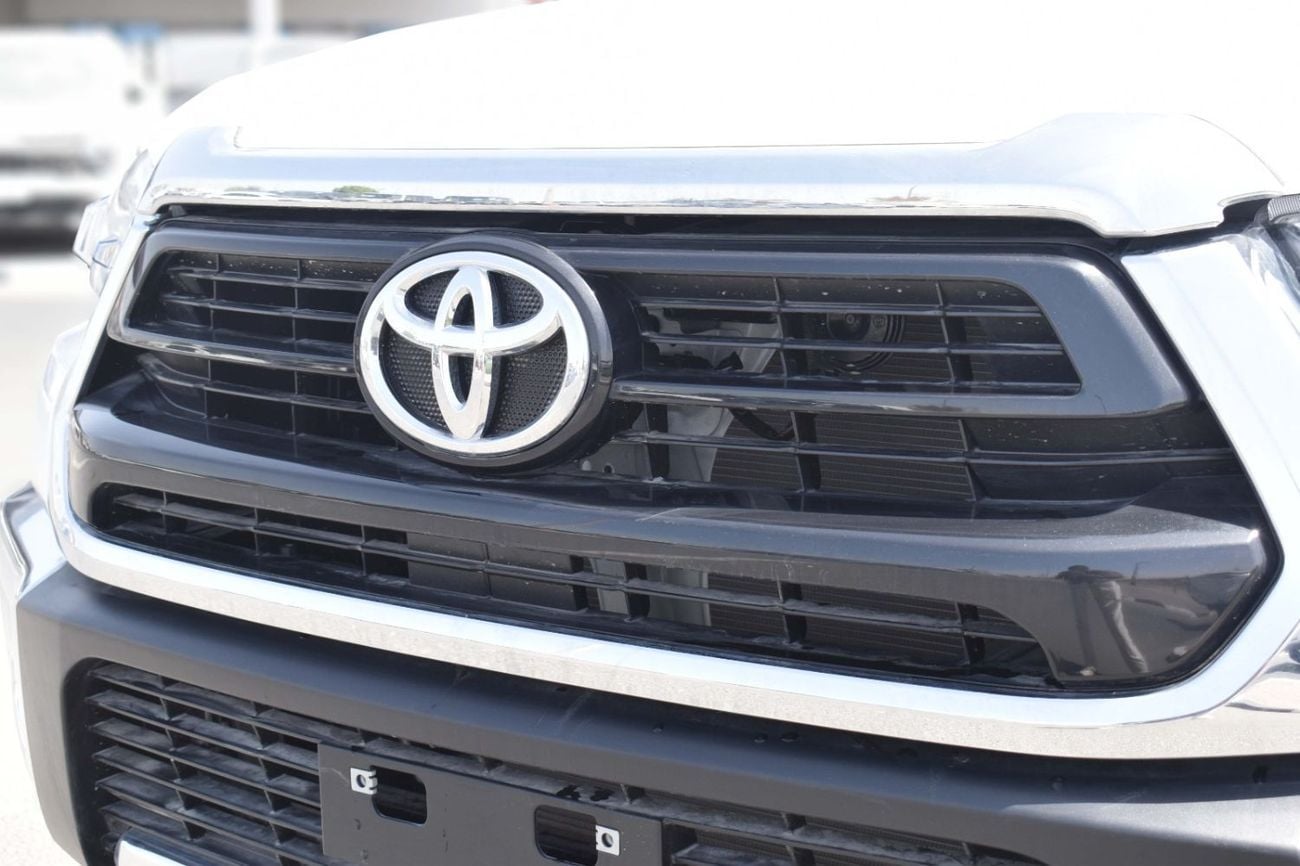 Toyota Hilux SGLX 2025 MODEL:TOYOTA-HILUX 4X4 2.7 MT DC DISPLAY AUDIO AUTO & RR AC, W/O BEDLINER MATERIAL CODE: