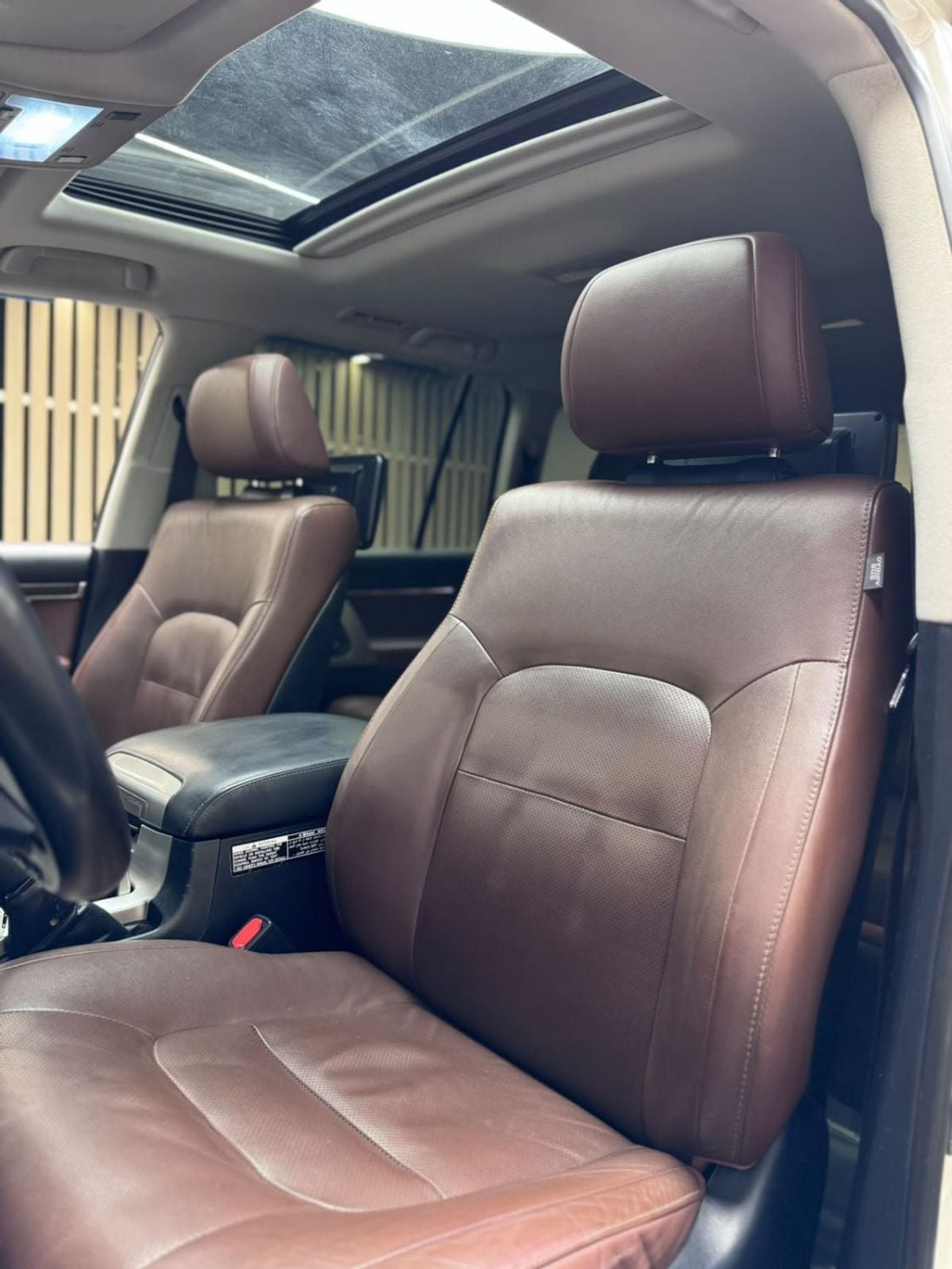 Toyota Land Cruiser VXR