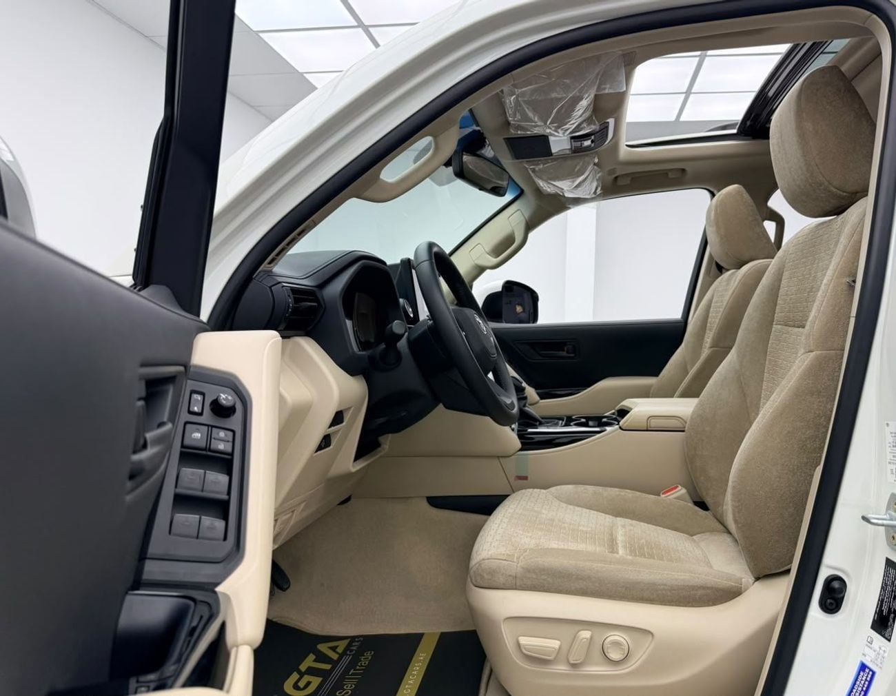تويوتا لاند كروزر EXR 2025 Toyota Land Cruiser 300 EXR, Toyota Warranty+Full Service History, GCC Specs.