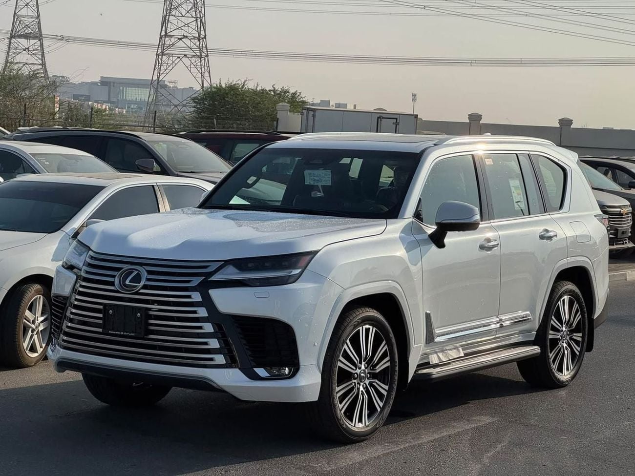 Lexus LX700h SIGNATURE 2026 LEXUS LX700H (HYBRID) SIGNATURE 22 INCHES WITH AUTO PARK 3.4L V6