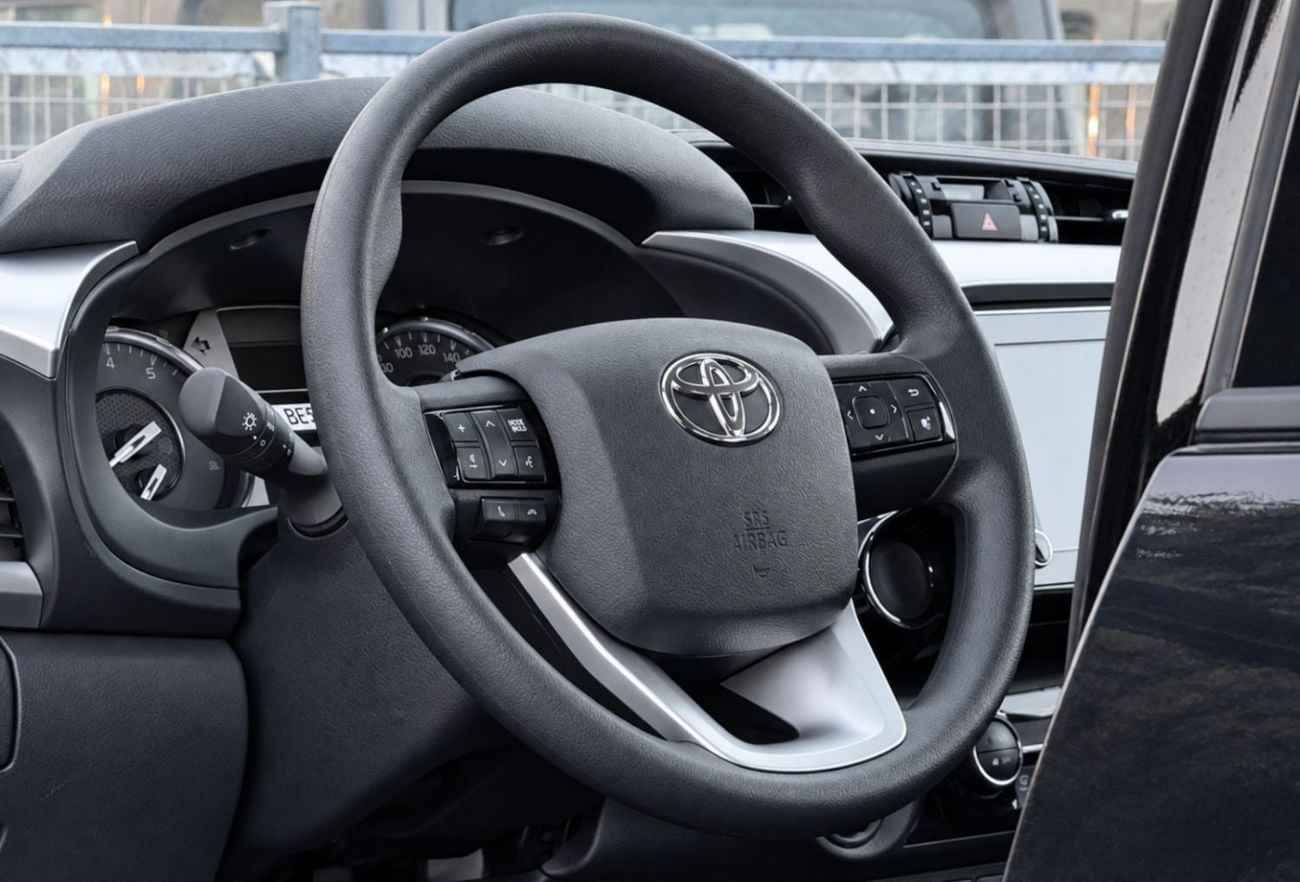 Toyota Hilux SR5 TOYOTA HILUX 2.7L V4 PETROL | A/T | DIGITAL A/C | DVD + CAMERA | ALLOY RIMS | MY 2026