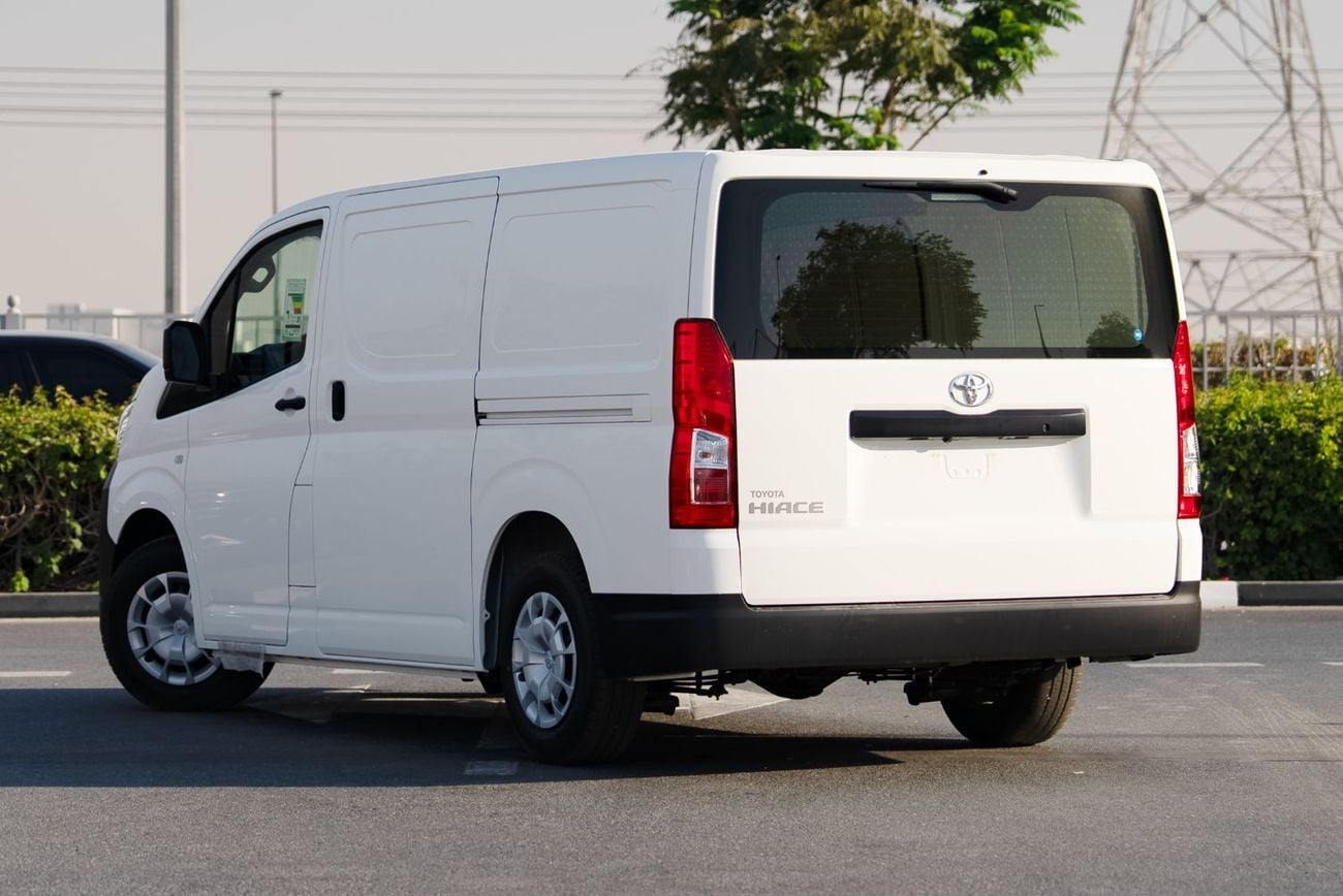 تويوتا هاياس DELIVERY VAN 3.5 لتر - أبيض من الداخل رمادي | للتصدير فقط