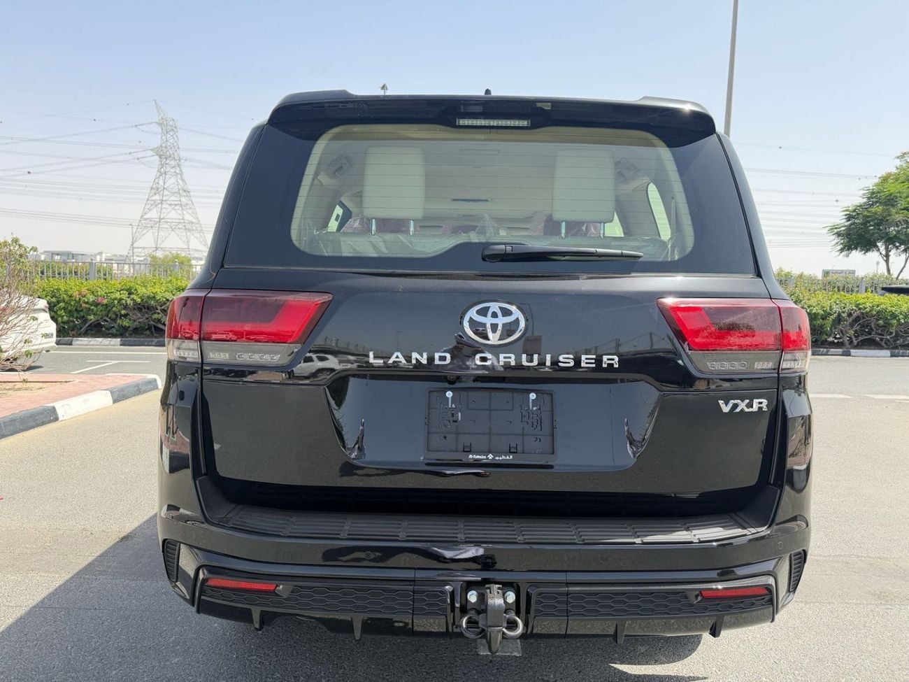 تويوتا لاند كروزر VXR