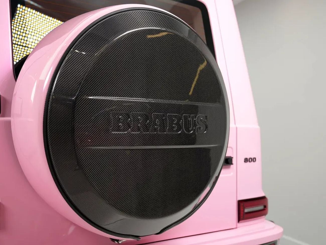 Mercedes Benz G63 AMG STANDARD EXCLUSIVE G63 AMG | WARRANTY | Pink Leather Interior | Carbon Exterior Package