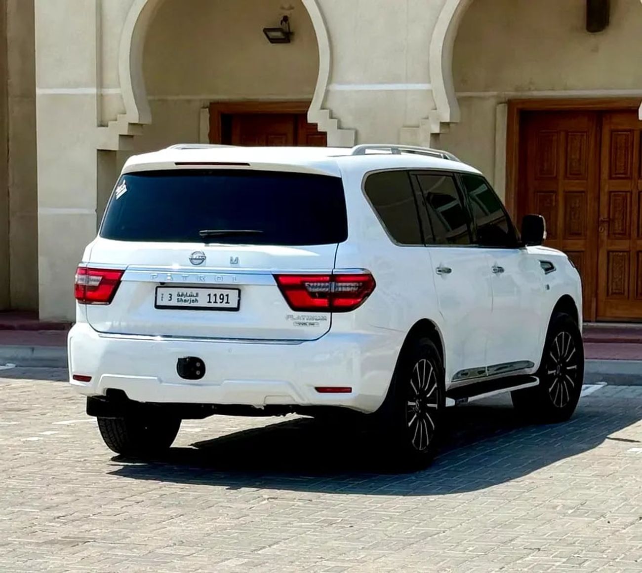 Nissan Patrol محول خليجي LE Platinum GCC Specs