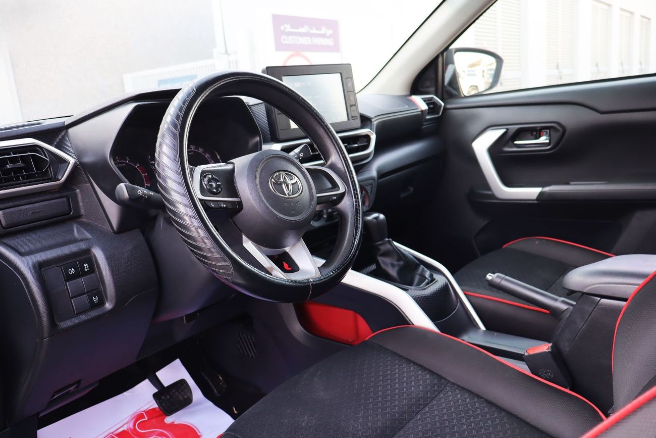 Toyota Raize E