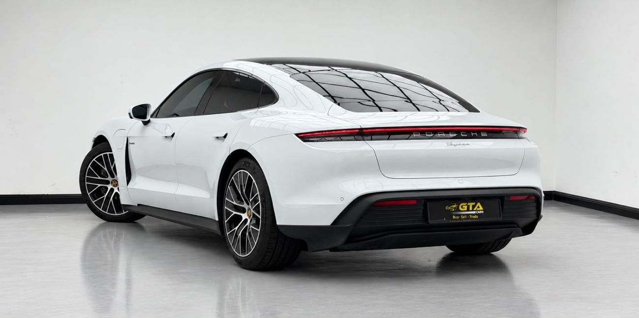 Porsche Taycan 4
