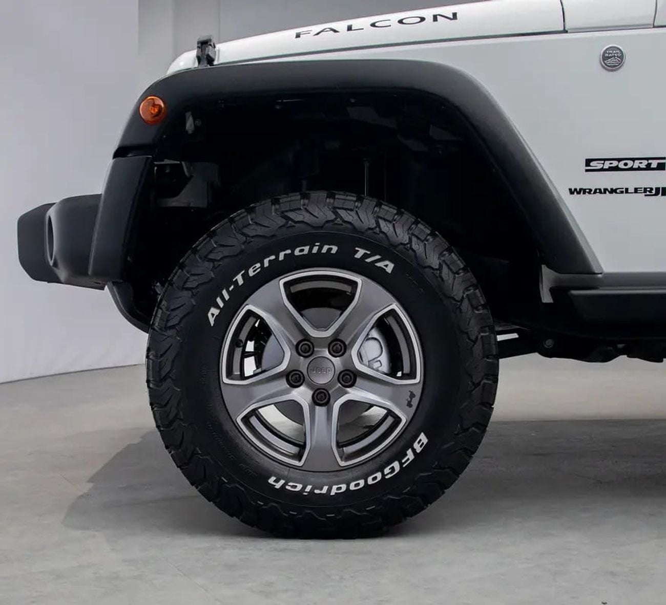 جيب رانجلر سبورت 3DR 4x4 SUV • Full Service History • GCC