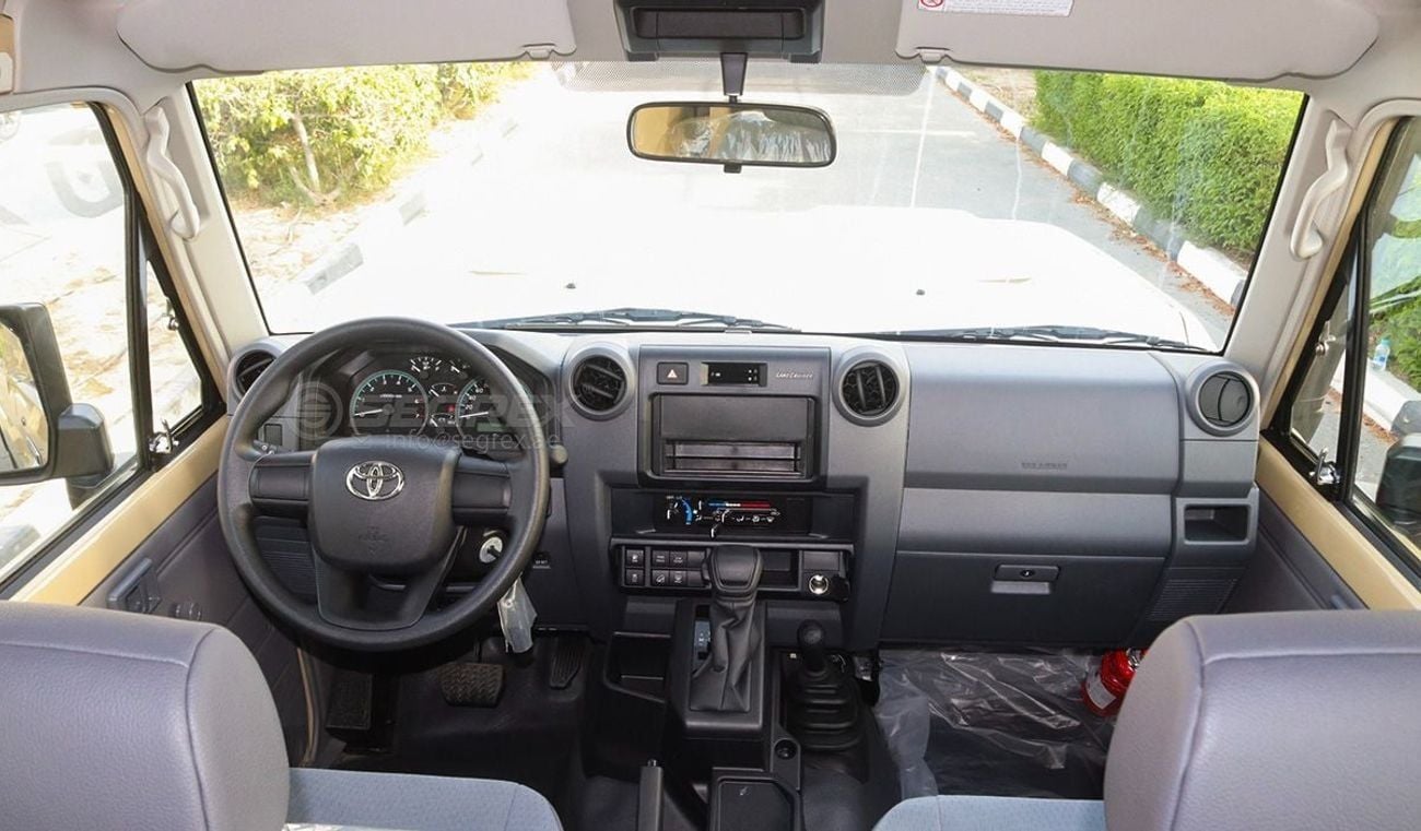 Toyota Land Cruiser 70 LC78 Hardtop . 4.0L . 6-Speed Automatic . Petrol . 4WD . 8 Seats . 3 Doors For Export