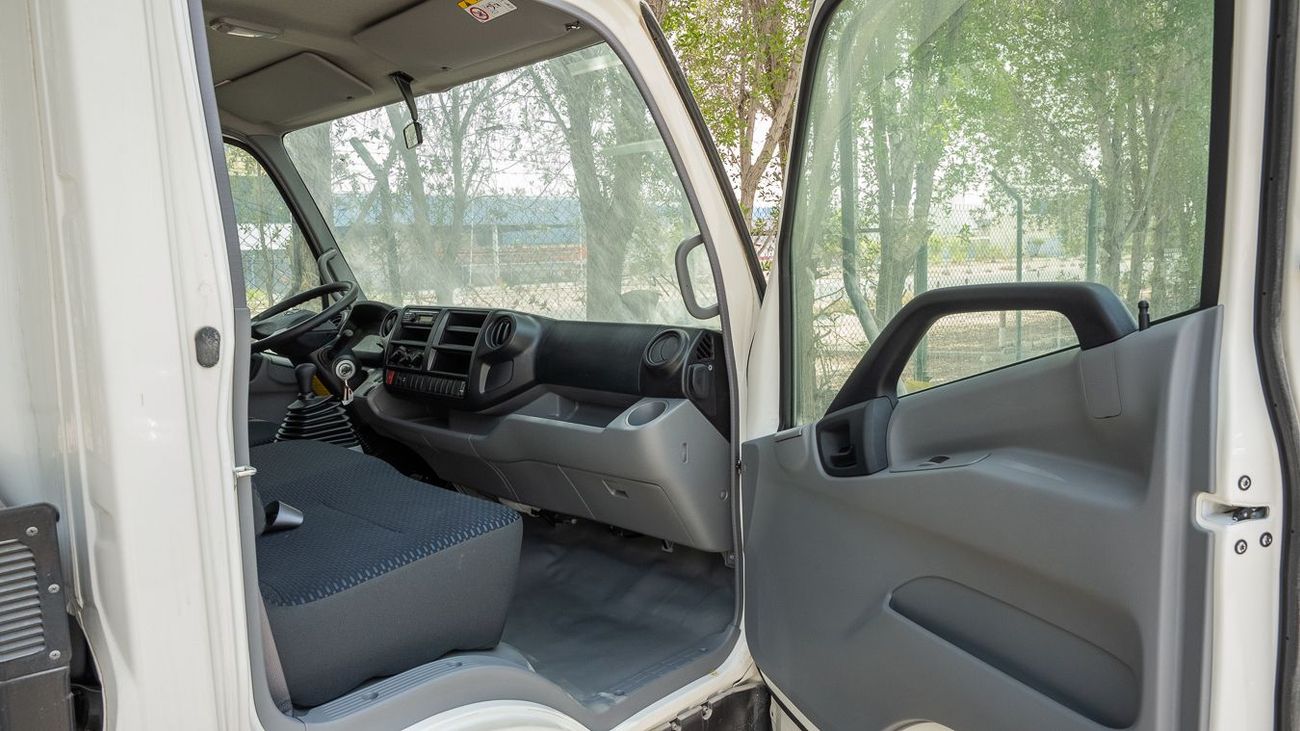 هينو 300 HINO 300 SERIES 4.0 CAB 4X2 -2024YM
