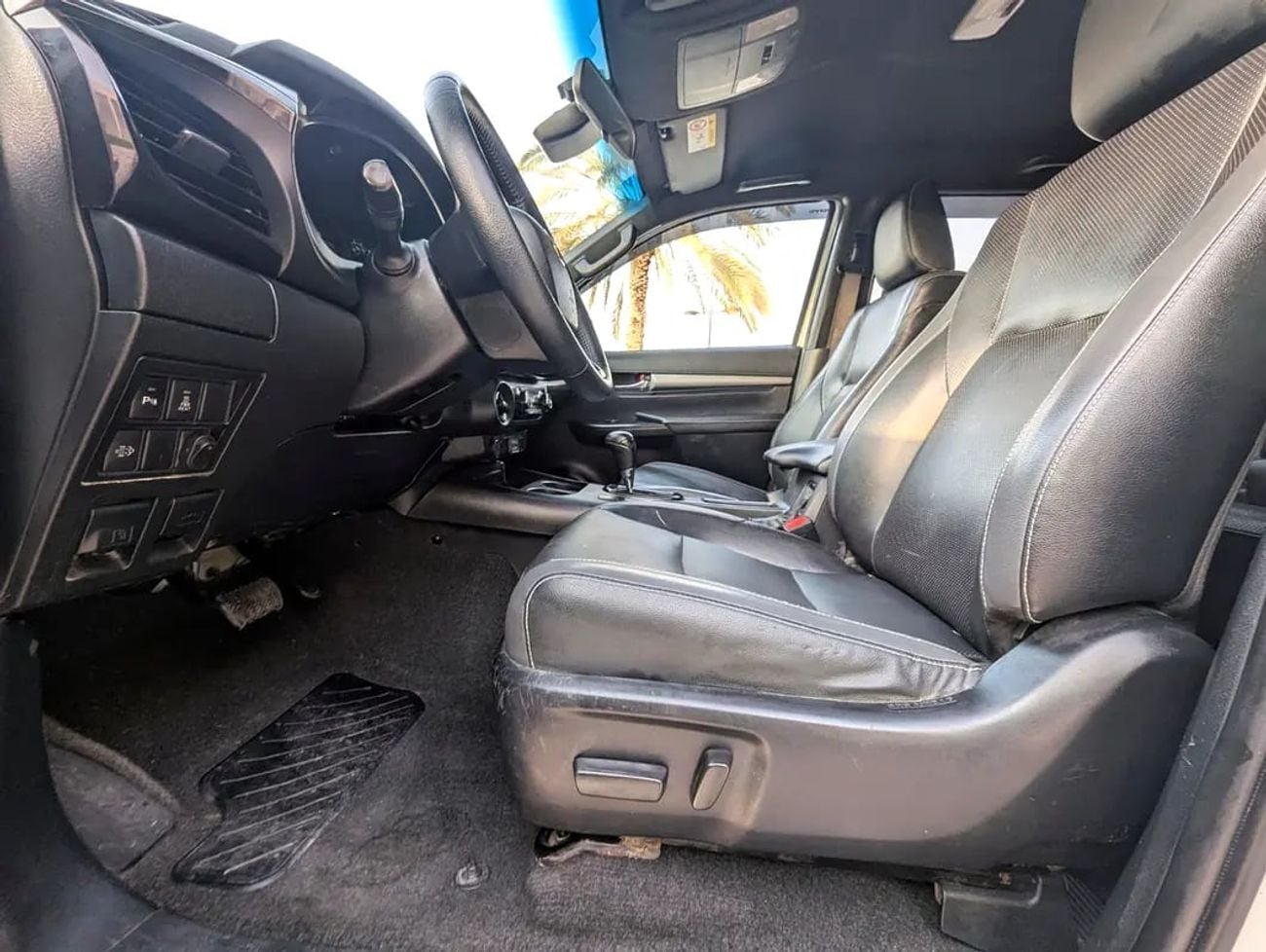 Toyota Hilux ADVENTURE