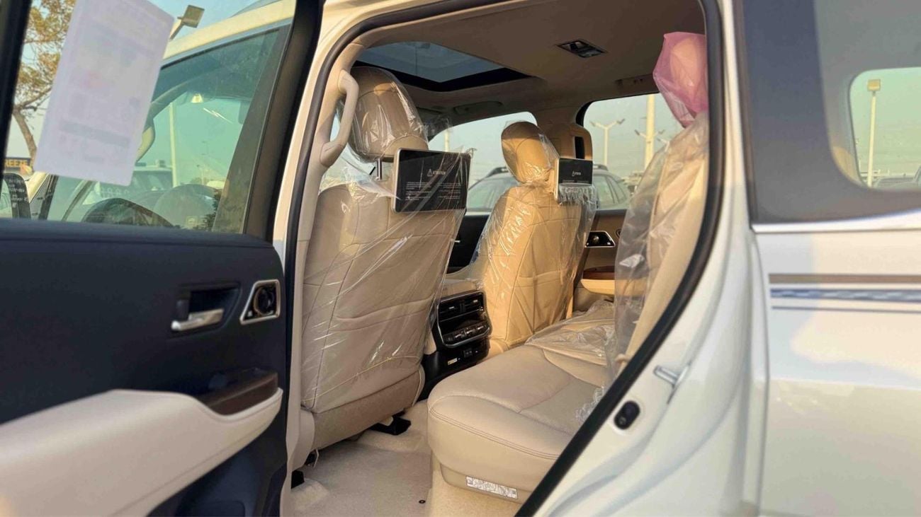 Toyota Land Cruiser VX -V 2026 SOFTDOORS RADAR MODELISTA BODY KIT WHITE BIEGE