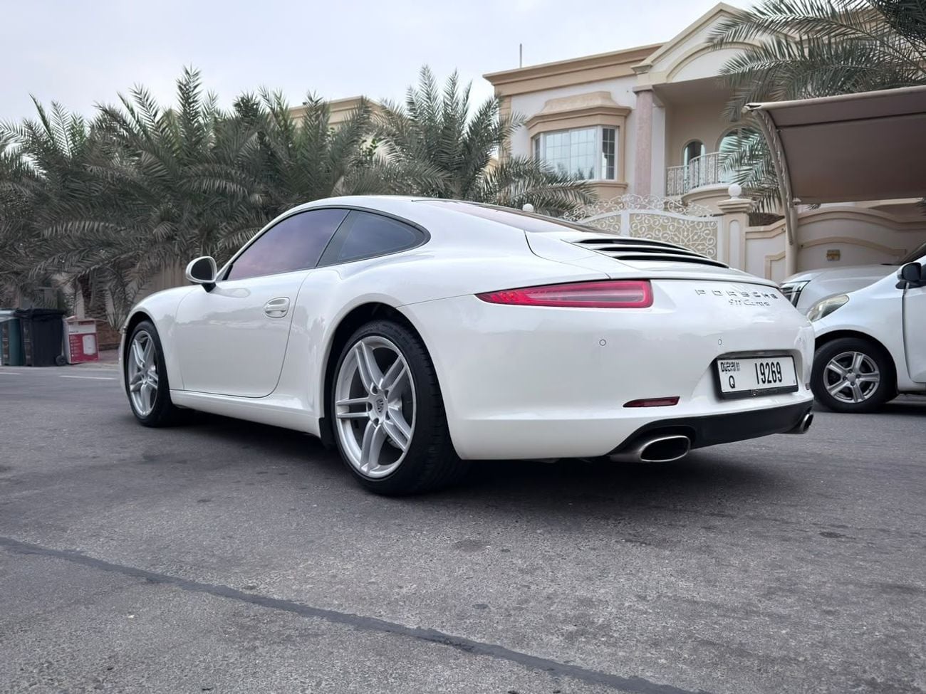 بورش 911 كاريرا بورش 911 كاريرا موديل 2012 - خليجية - سجل صيانة كامل - حالة جيدة
